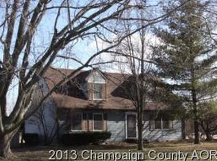 604 S 2nd St, Fisher, IL