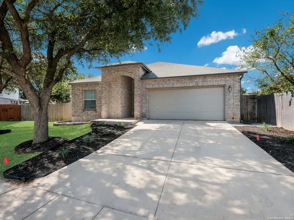 9710 Magic Cedar, Helotes, TX 78023