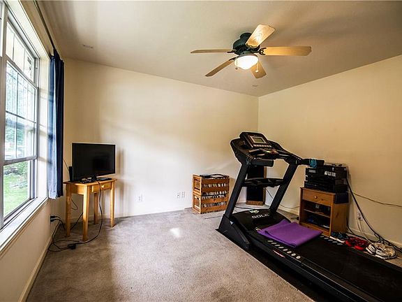 5th image of 1746 Blankenship Dr