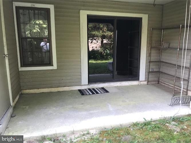 2nd image of 21 Summit Ct