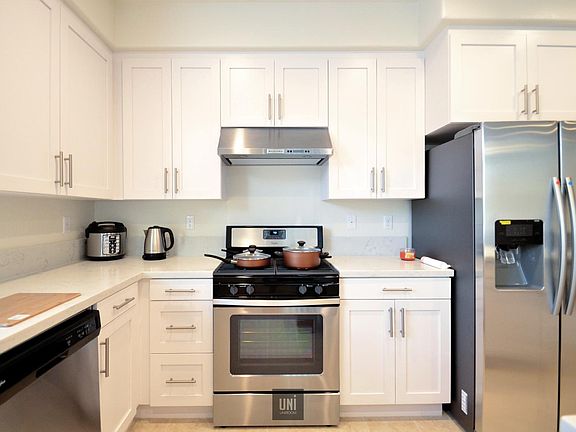 5th image of 5659 McCulloch Ave Unit 110