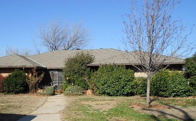 2nd image of 5701 NW 82nd St
