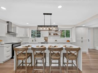 10866 S Savannah Dr E, Sandy, UT 84094