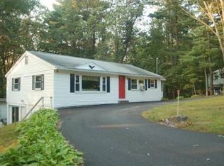 31 Berry Rd, Derry, NH 03038