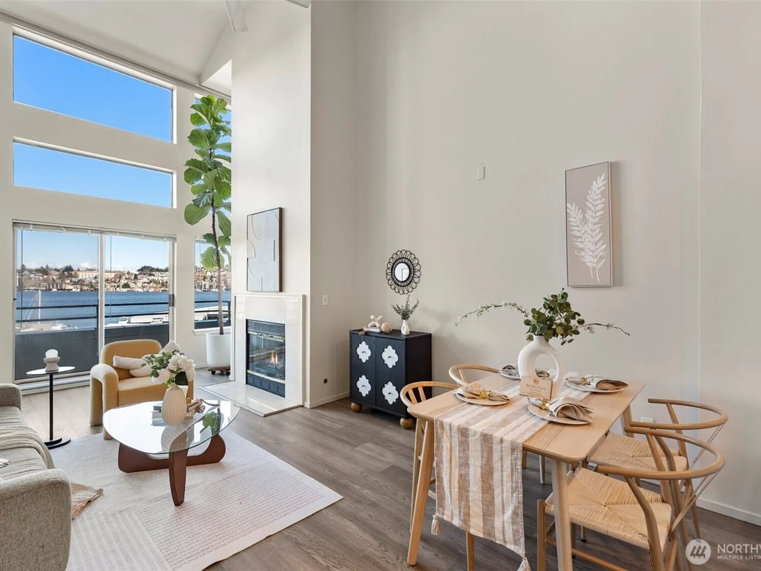 2 bed, 1575 sqft, $4,900 — Photo 4