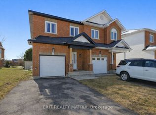 19 Dignard St, Russell, ON K0A1W1