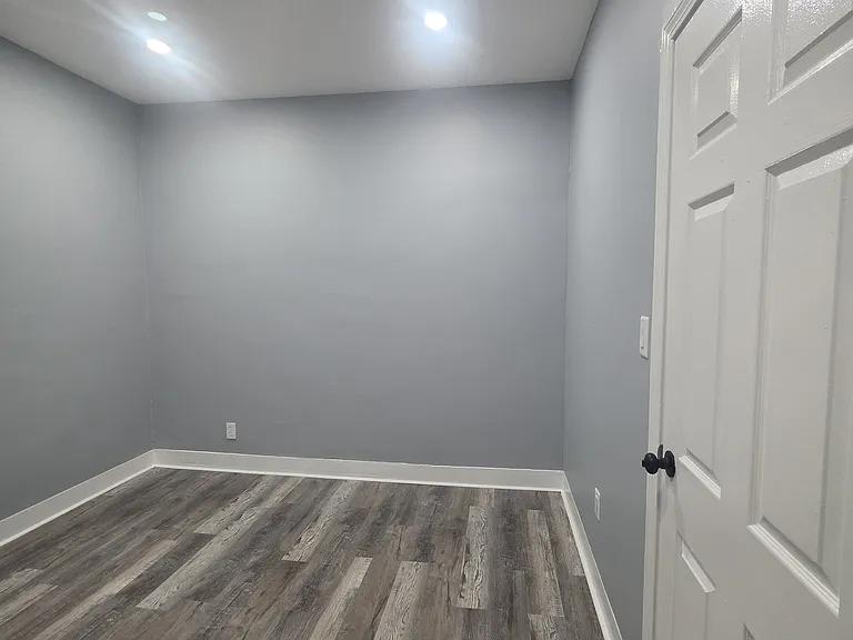 28 Elm Ave #1 — Photo 19