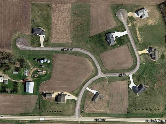 4th image of 31564 Clark Ct