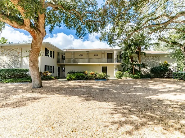 800 Coquina Ln APT 202, Vero Beach, FL 32963