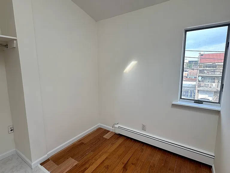 312 126th St #1 — Photo 5