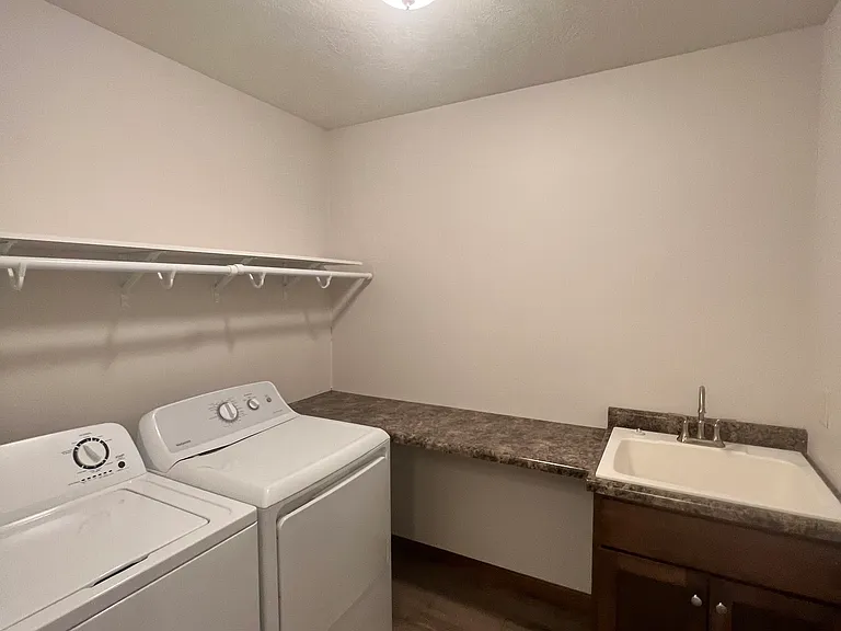 2513 W Sudbury St — Photo 28