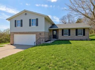 580 Leo Dr, Hamilton, OH 45013