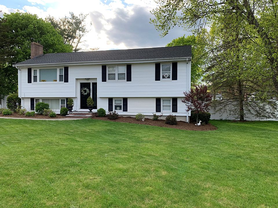 1st image of 483 Plain St