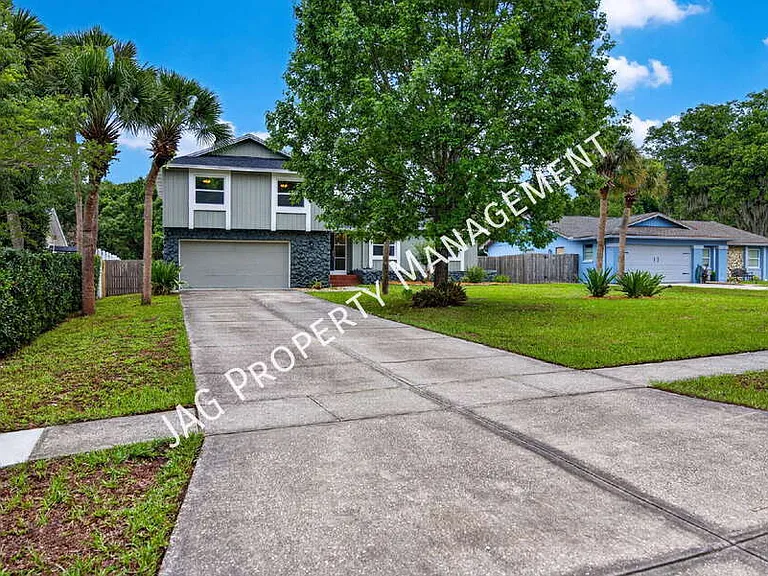 1046 Winter Springs Blvd — Photo 32
