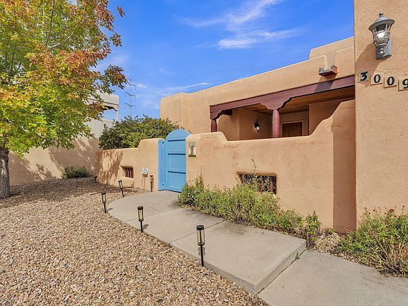 2nd image of 3009 Pueblo Grande