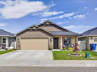 216 Crimson Cir E, Fruitland, ID 83619