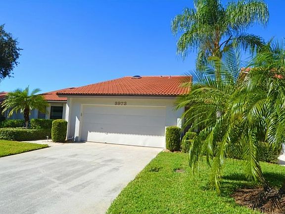 2nd image of 3973 Wilshire Cir E #192