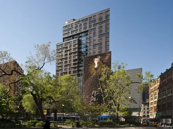 1 Union Sq S image 14 of 14