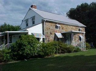 1026 Penncraft Rd, East Millsboro, PA 15433