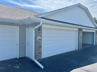 4227 W Robin Meadows Lane #4227, Eau Claire, WI 54701