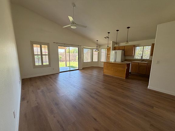 Kitchen, dining bay, and family room.