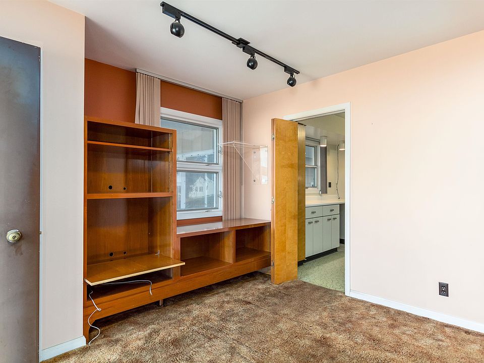 97 Tracy Drive, Burlington, VT 05408 MLS 4977950 Zillow