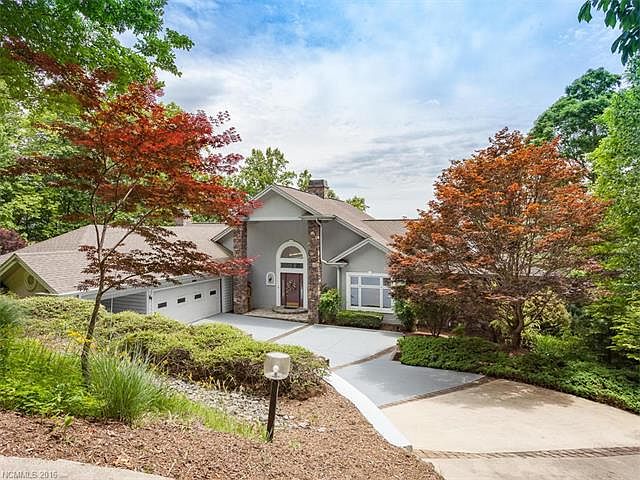 1st image of 4 Hickory Vista Ln