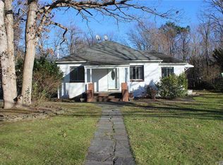 183 Southern Blvd, Hauppauge, NY 11788