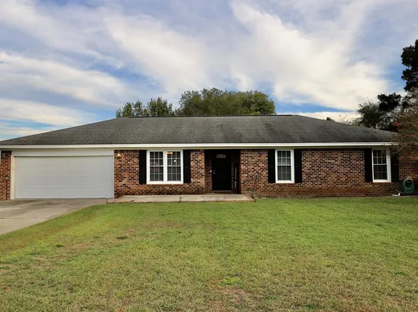 4640 Great Oak Cir, Dalzell, SC 29040