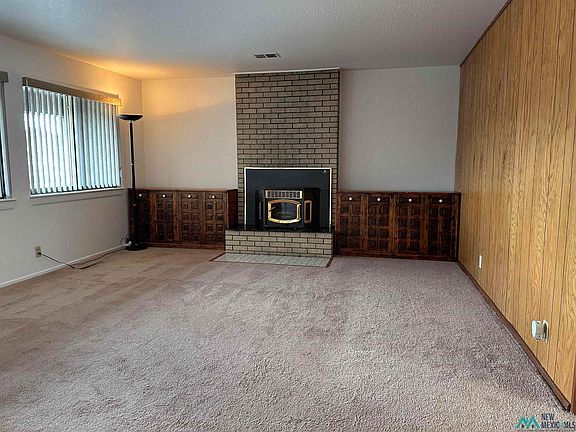 3rd image of 612 Zecca Dr