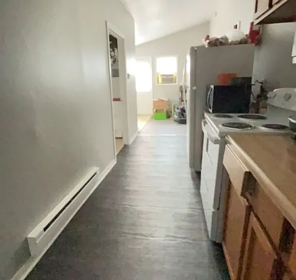 111 S Dicks St #1/2 — Photo 7