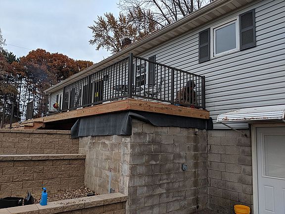 5th image of 514 County Road I W