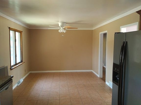 4th image of 1018 Starview Dr