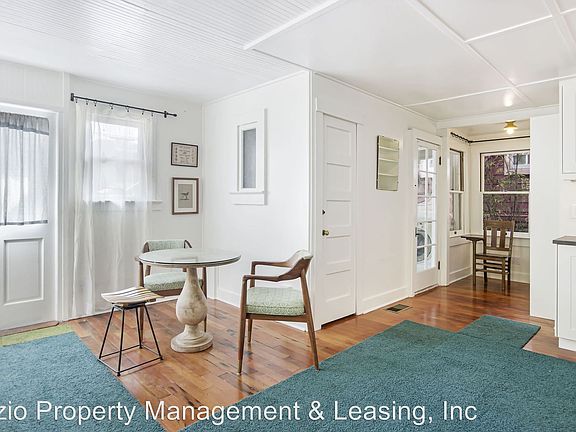 4th image of 36 Park Ave