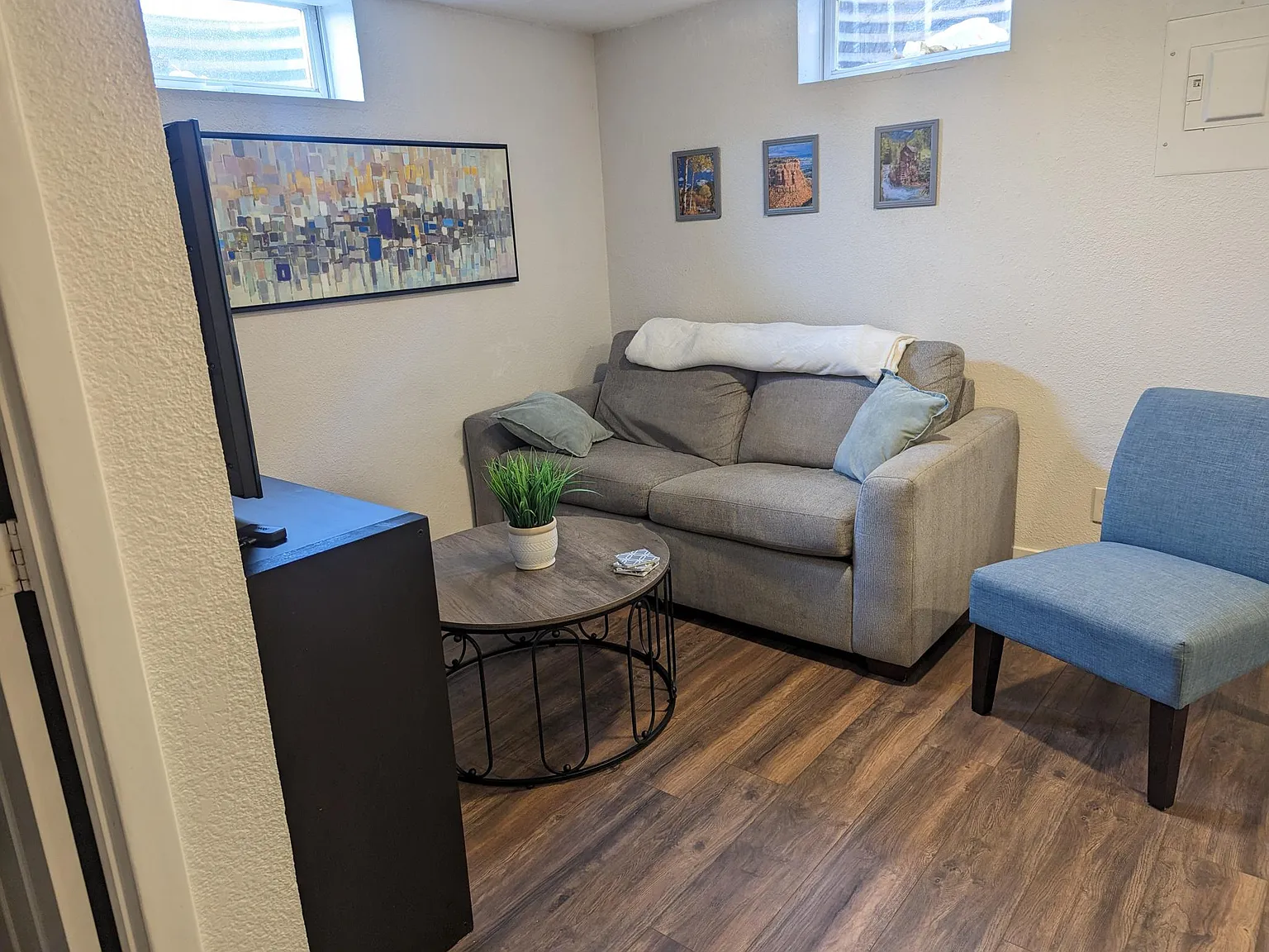 2 bed, 850 sqft, $1,700 — Photo 2