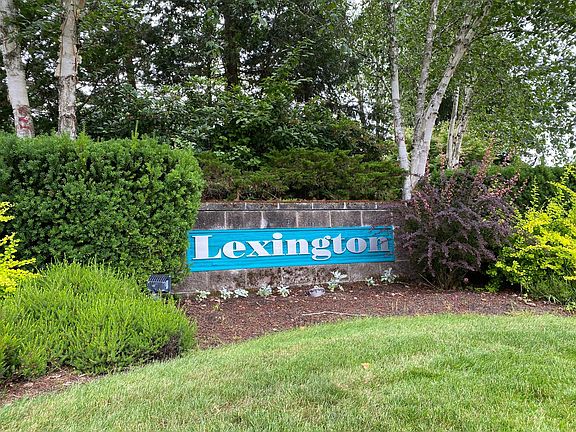 2nd image of 4301 Beaumont Ln SE