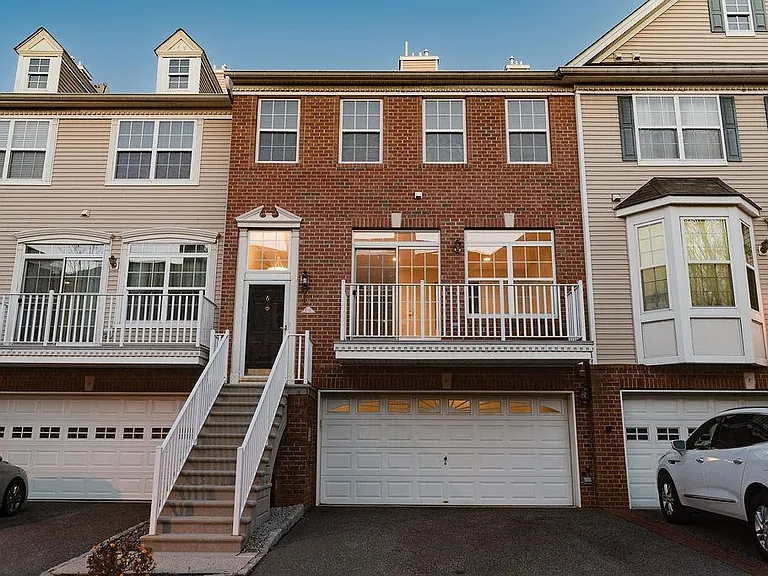 6 Carpenter Ct — Photo 22