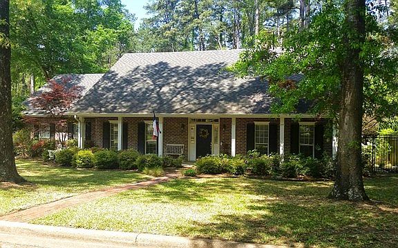 2nd image of 3925 Timberwood Dr