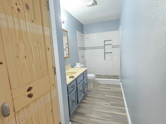 5th image of 2207 Gontier Dr