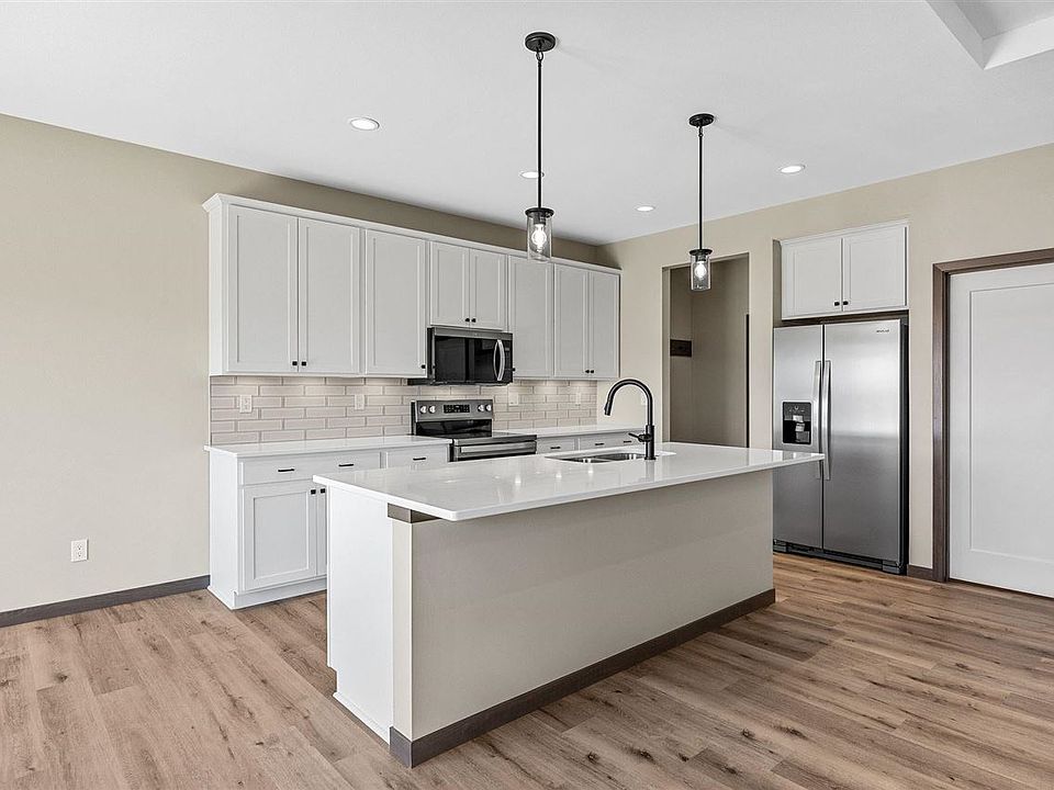 1st image of 1163 Grant Way