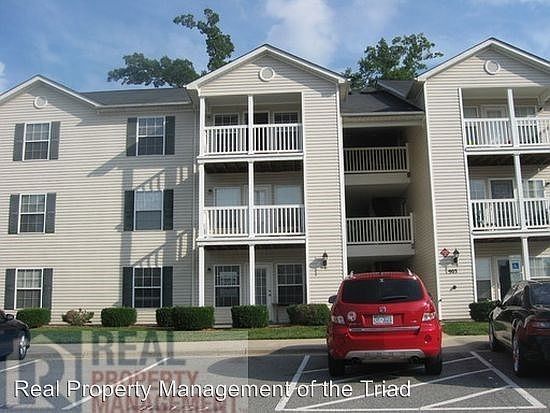 1st image of 903-3A Hanahan Ct