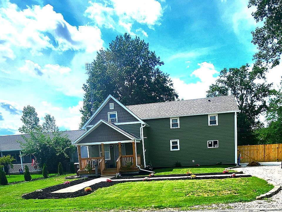 1st image of 714 Moss St