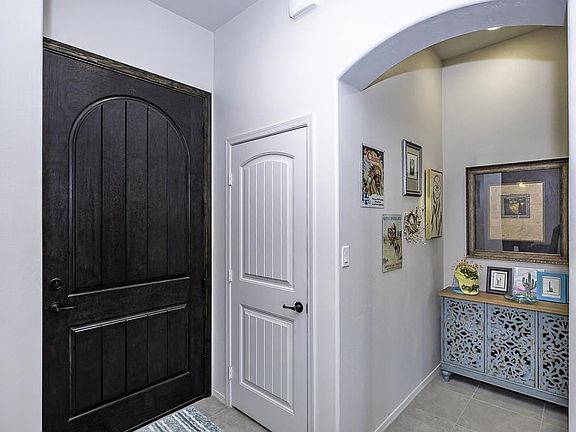 5th image of 3464 W 39th St