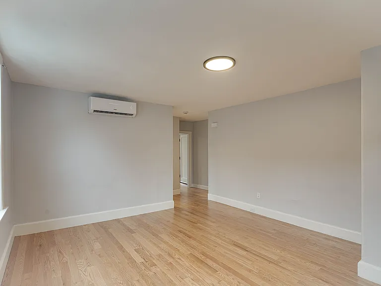 24 Dunlap St #3 — Photo 10