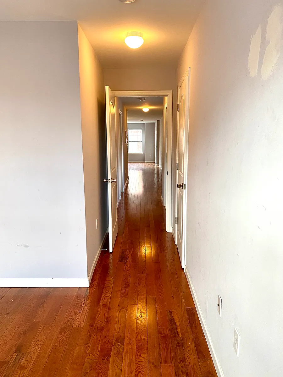 Building Photo - 45 N 7th St