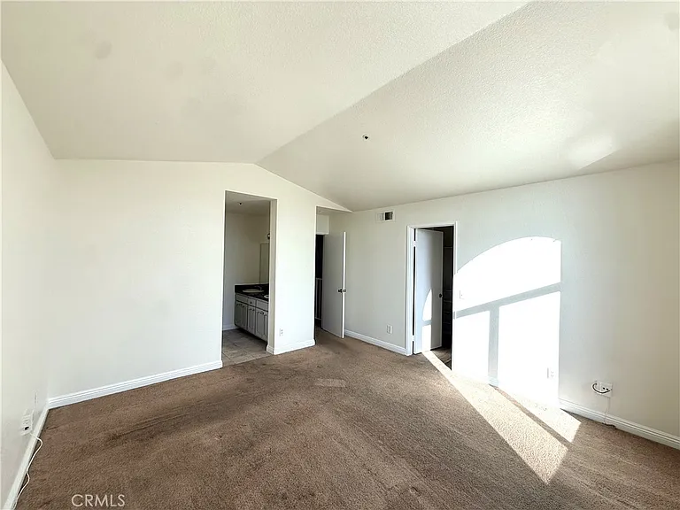 6690 Acacia Ct — Photo 12