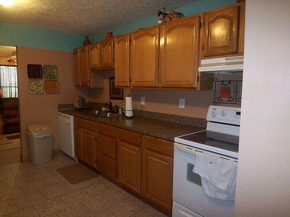 5th image of 1383 Holmes Ave