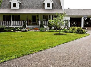 16 Bear Cave Rd, Blairstown, NJ 07825