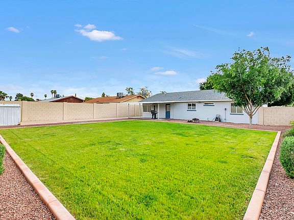 4th image of 2958 W Michelle Dr