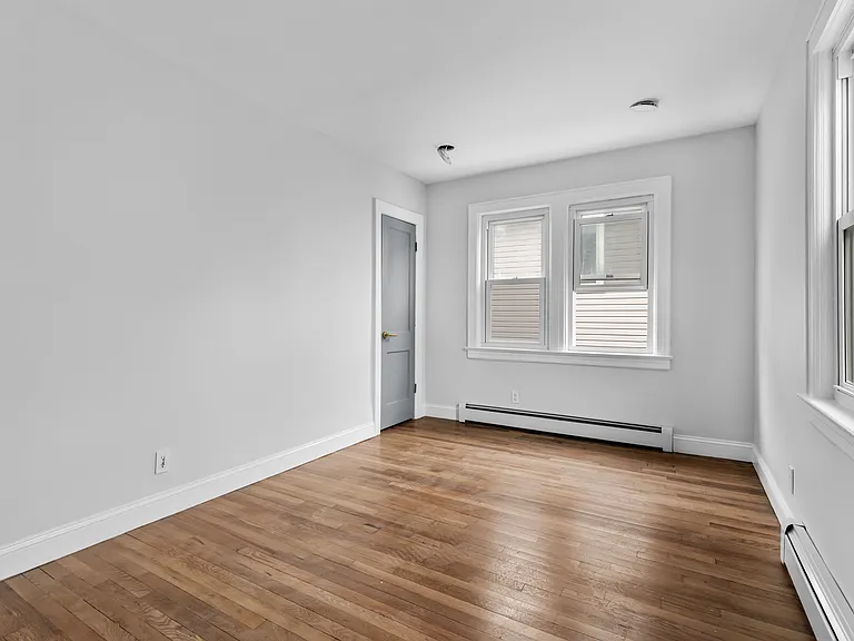 119 Belmont Ave — Photo 11